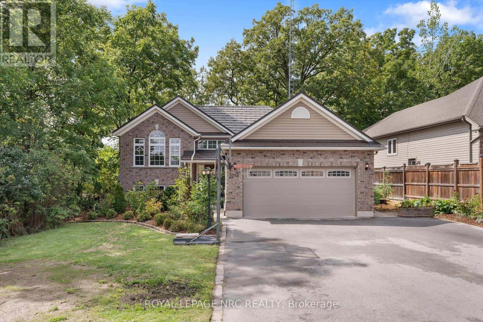 3552 CAMPDEN ROAD — Lincoln (Escarpment), Ontario - Photo 2 of 44