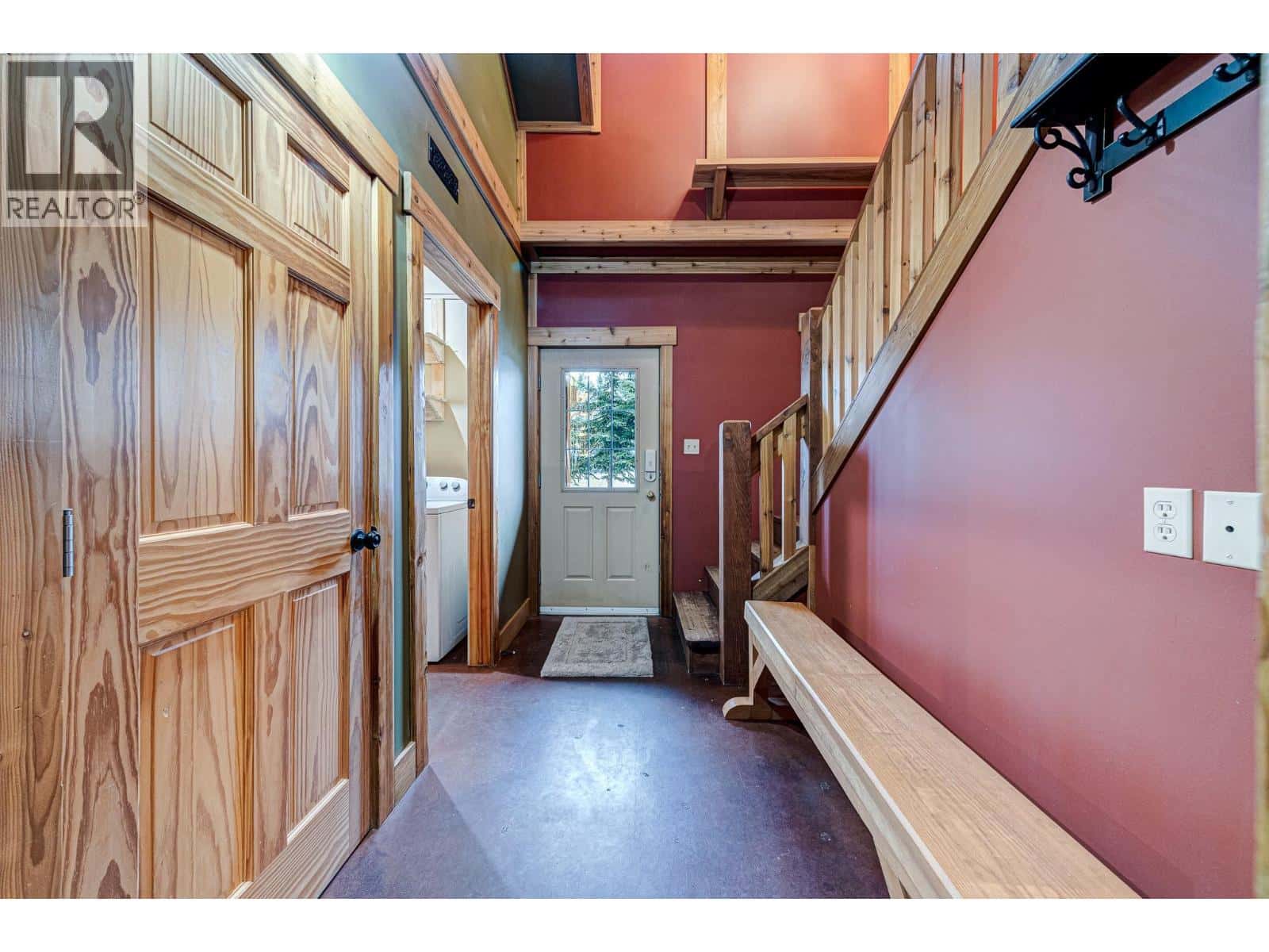 1325 WILDWOOD Drive — Sparwood, British Columbia - Photo 3 of 57