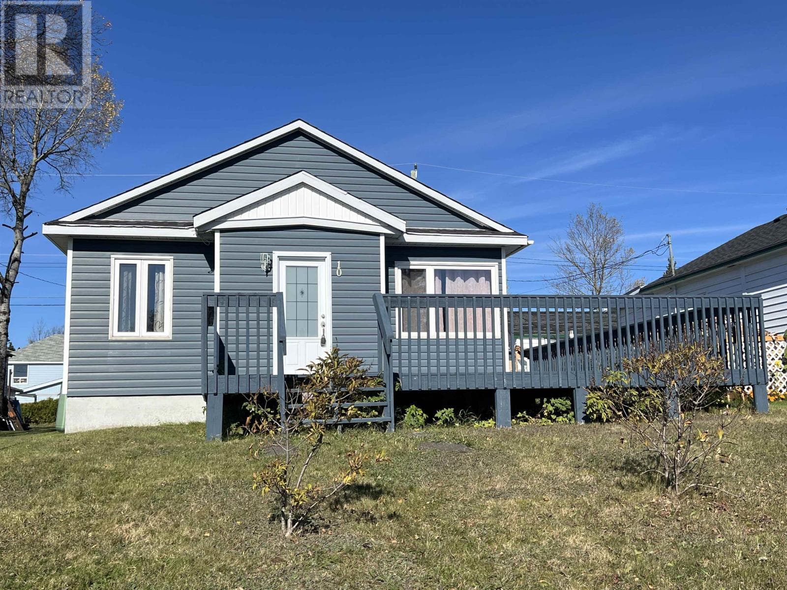 10 Howe ST — Marathon, Ontario - Main photo