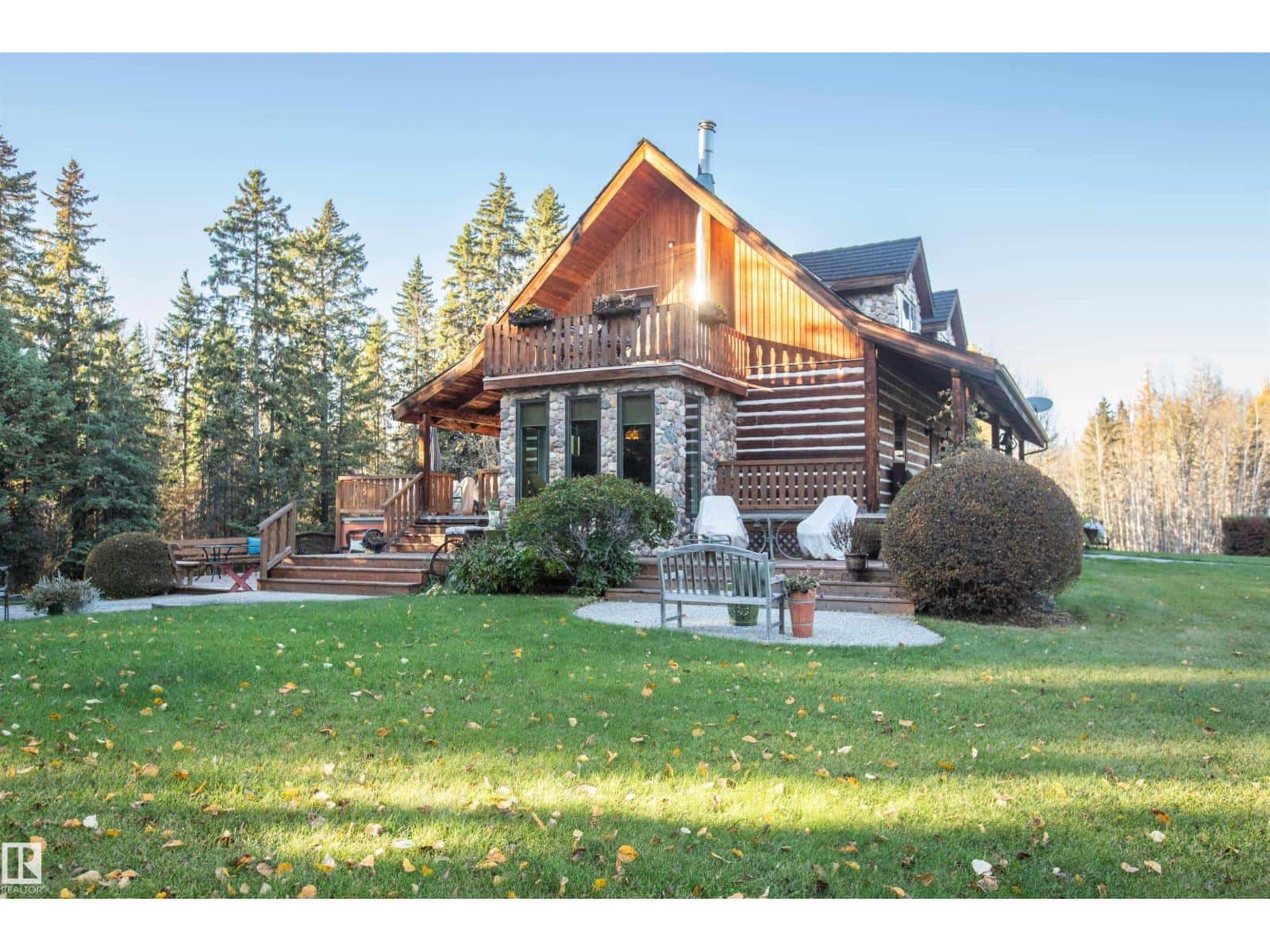 60428 Rge. Rd. 51 — Rural Barrhead County, Alberta - Photo 3 of 63