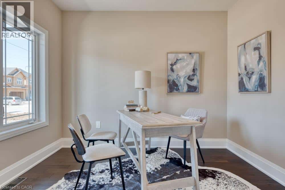 146 ROCKLEDGE Drive — Hannon, Ontario - Photo 3 of 21