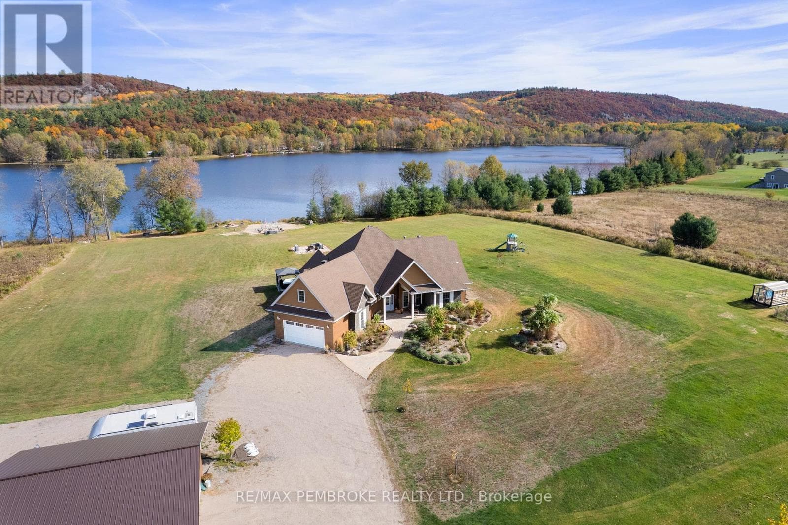 43 GREEN GATE LANE — North Algona Wilberforce, Ontario - Main photo