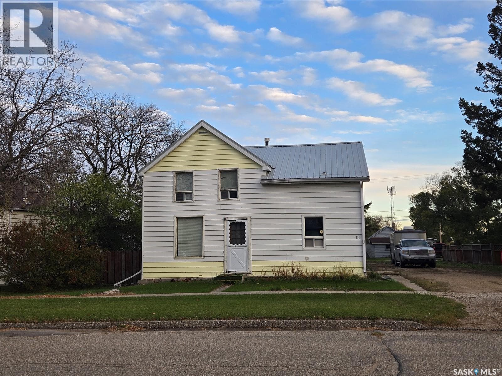 411 Sullivan STREET — Stoughton, Saskatchewan - Main photo