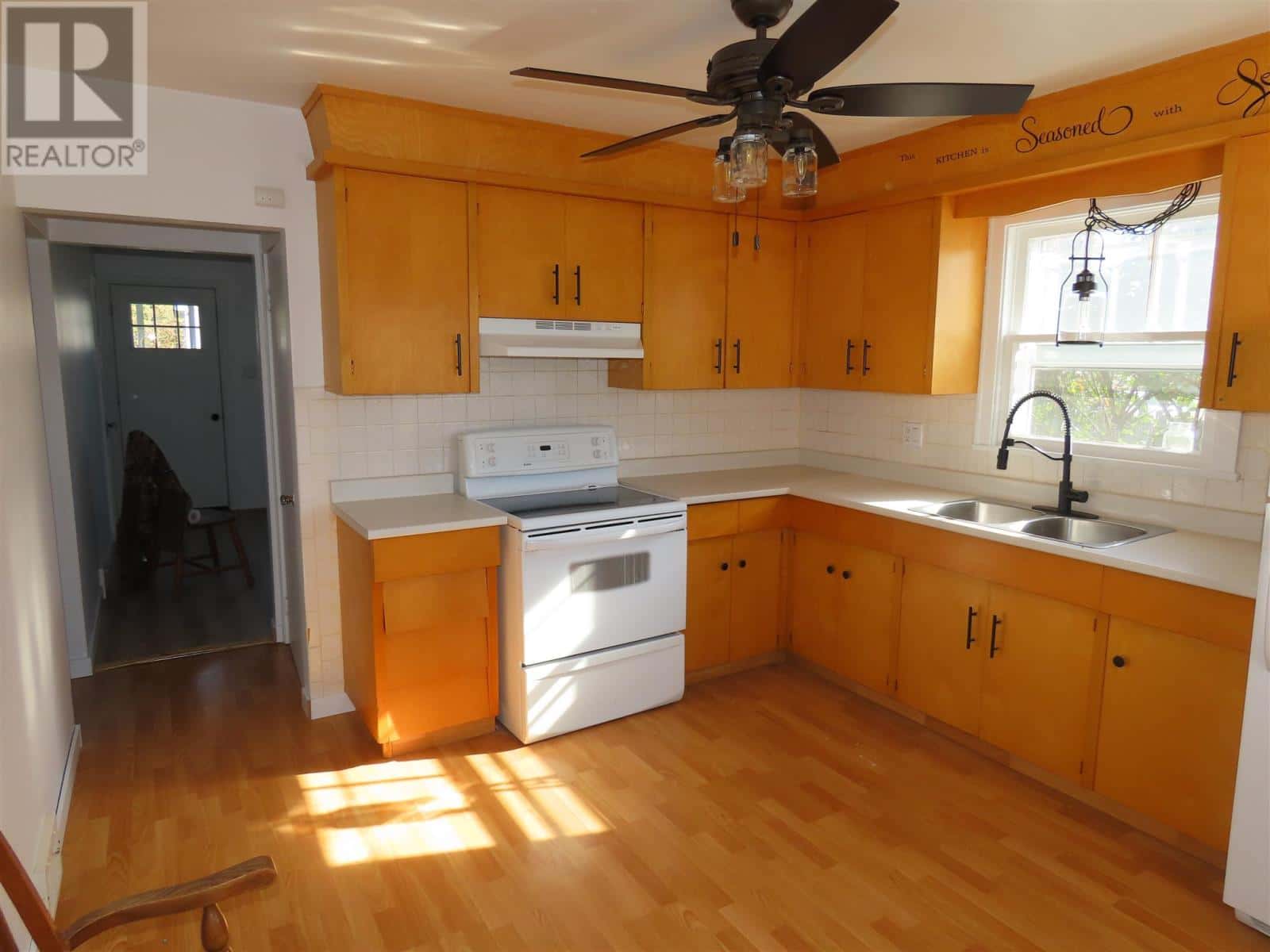 135 Carufel AVE — Sault Ste Marie, Ontario - Photo 2 of 13