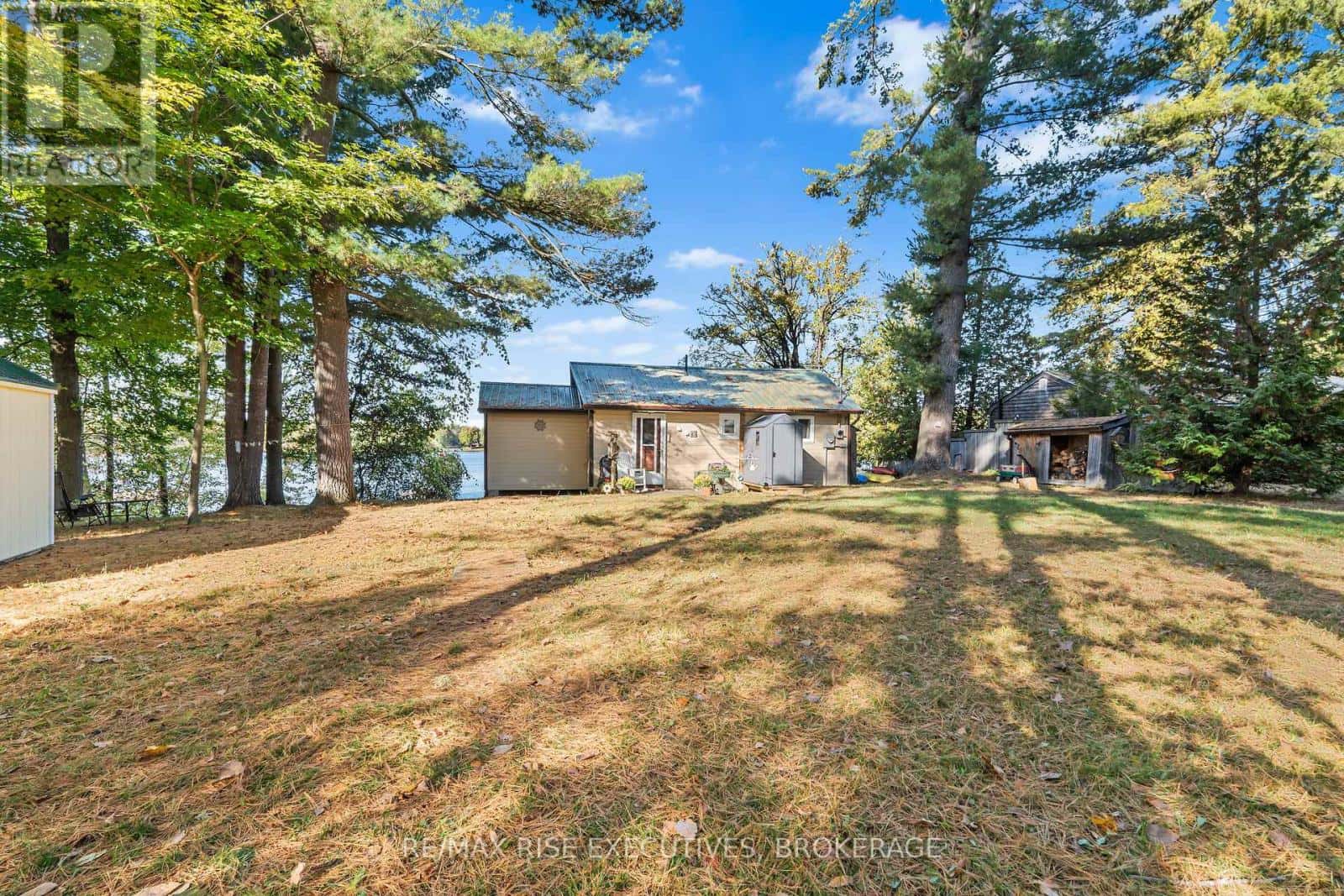 465K LYNDHURST ROAD — Leeds and the Thousand Islands, Ontario - Photo 3 of 48