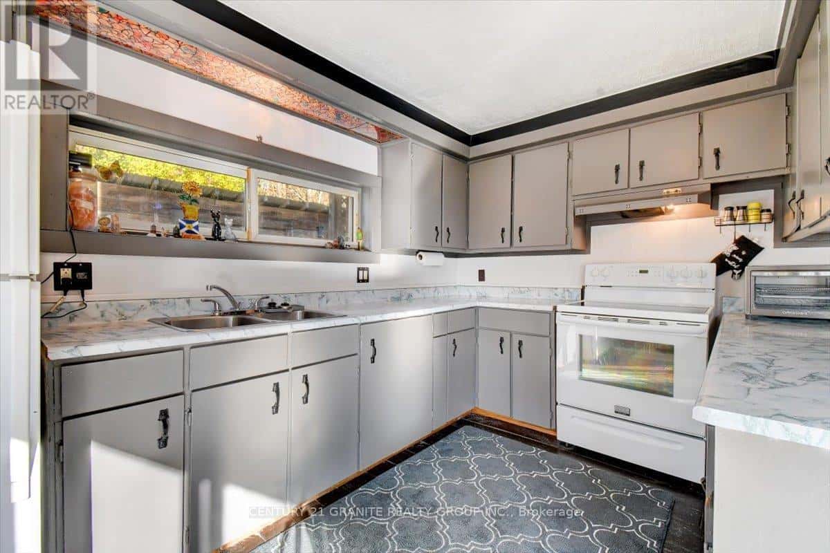 482 OLD L'AMBLE ROAD NE — Bancroft (Dungannon Ward), Ontario - Photo 5 of 47