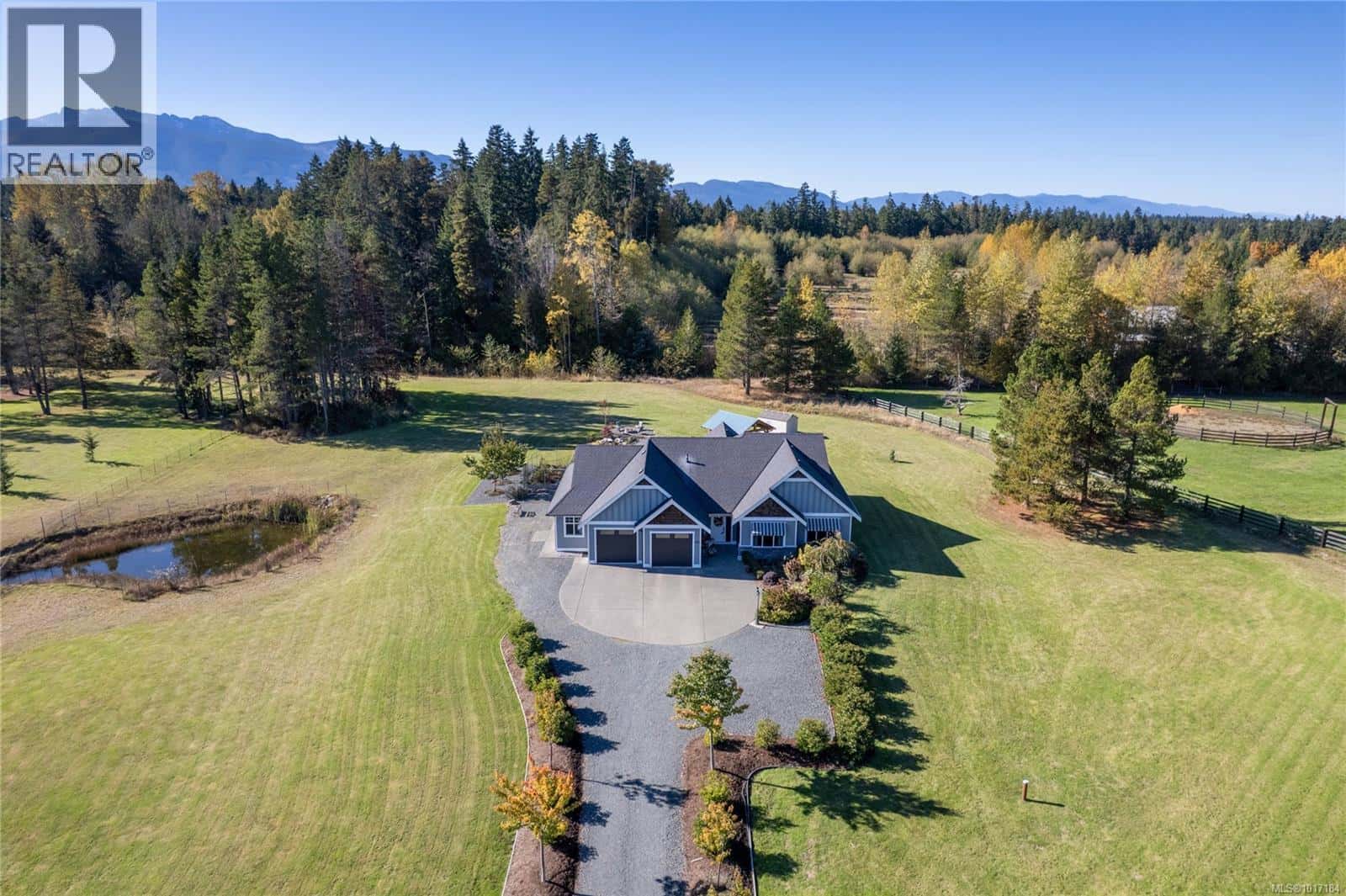 939 Virginia Rd — Coombs, British Columbia - Photo 2 of 80