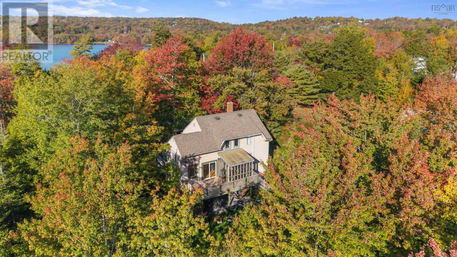 194 Ponderosa Drive — Lake Echo, Nova Scotia - Photo 4 of 50