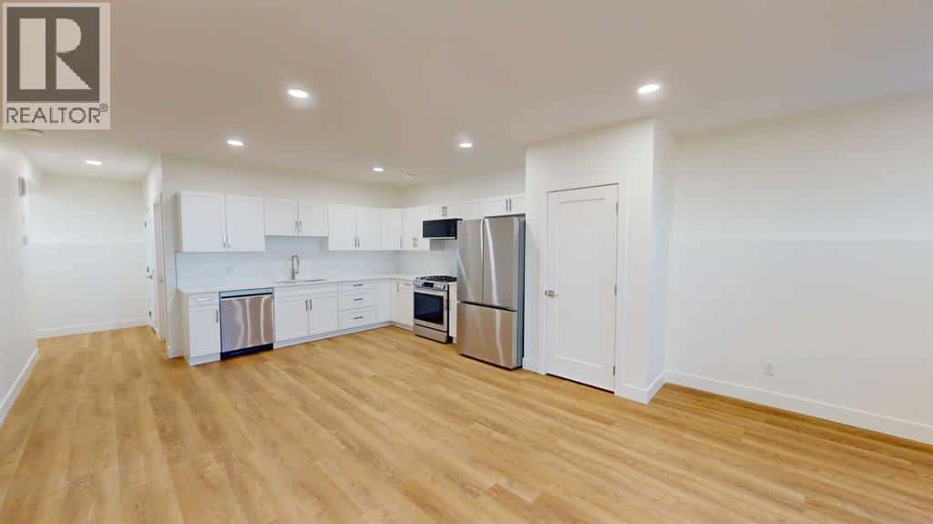 B, 93 Sunset Drive — Spirit River, Alberta - Photo 4 of 14