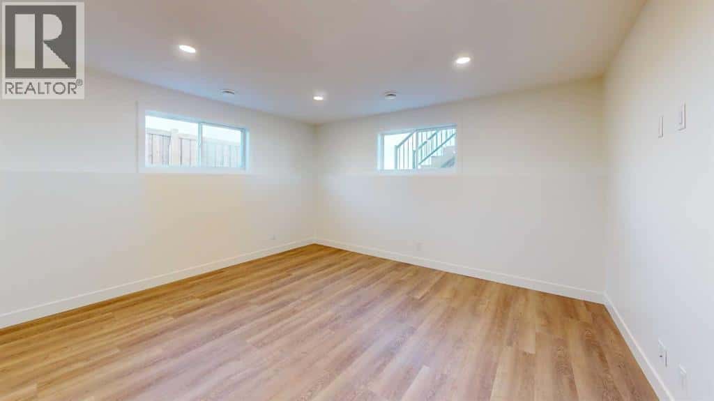 B, 93 Sunset Drive — Spirit River, Alberta - Photo 5 of 14