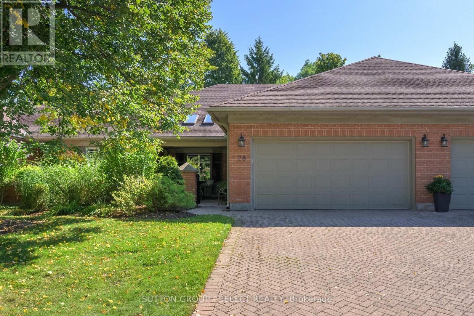 40 QUINELLA DRIVE — London South (South C), Ontario - Main photo