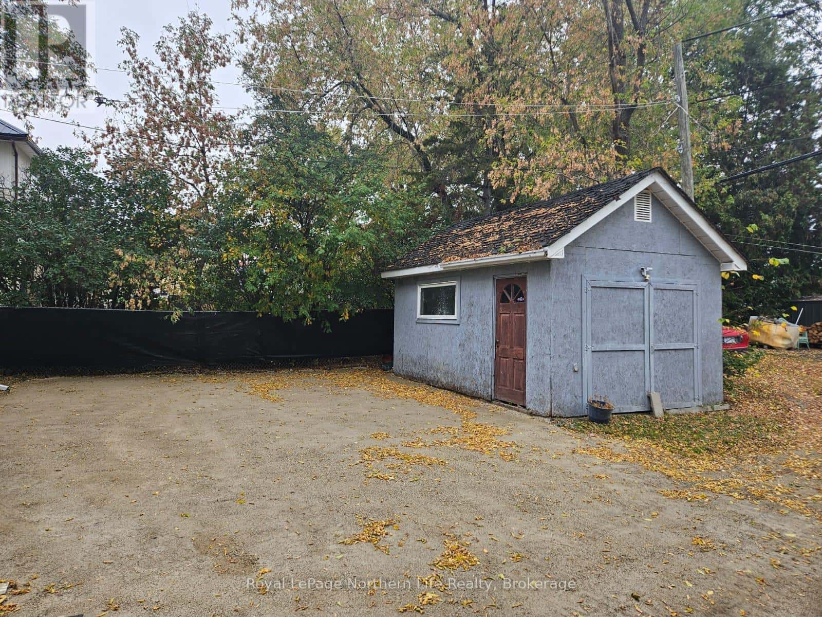 439 BROADWAY STREET — Temiskaming Shores (Haileybury), Ontario - Photo 2 of 30