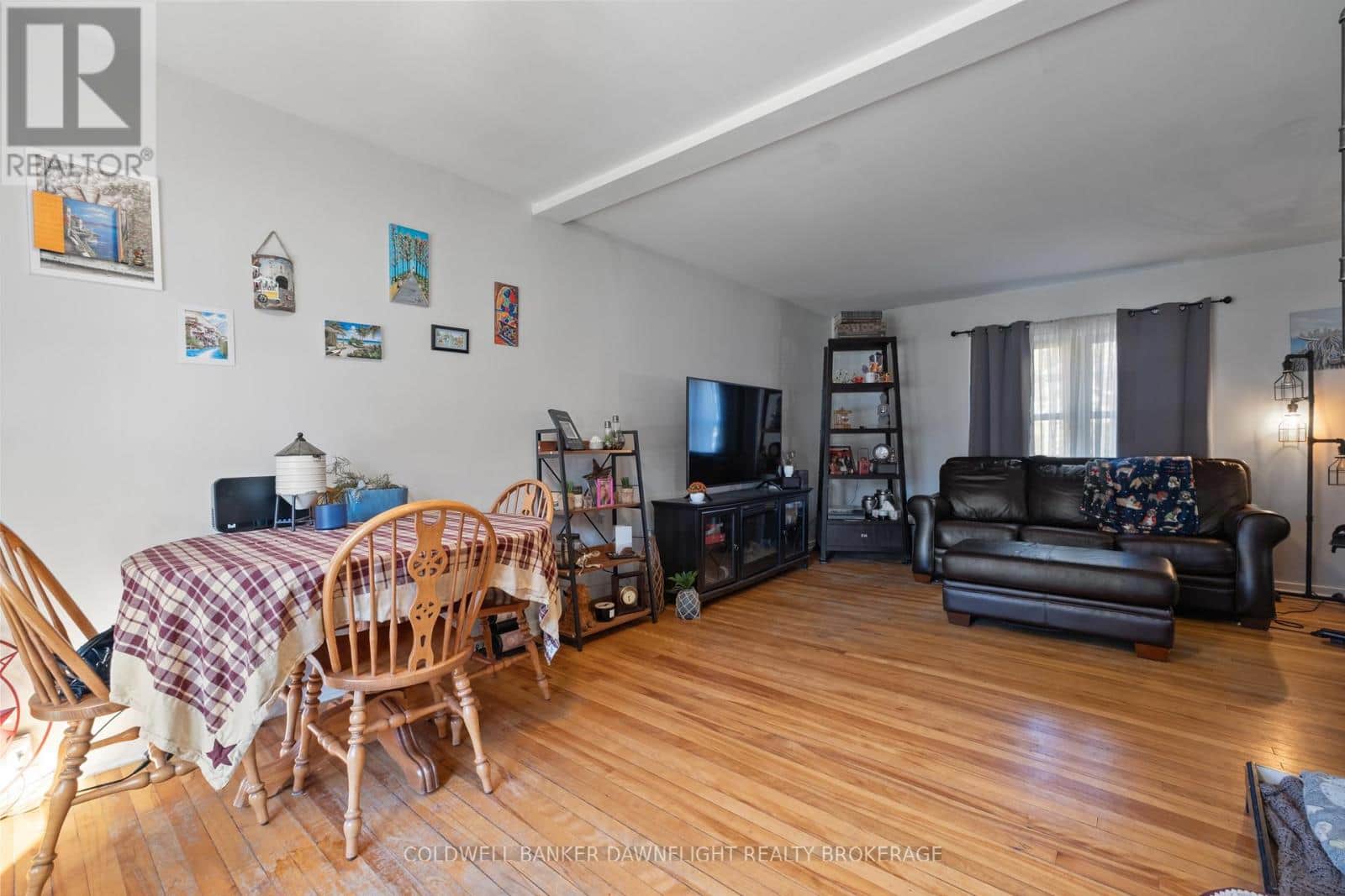 106 KENSINGTON CRESCENT - Photo 4 of 25, South Huron (Stephen), Ontario