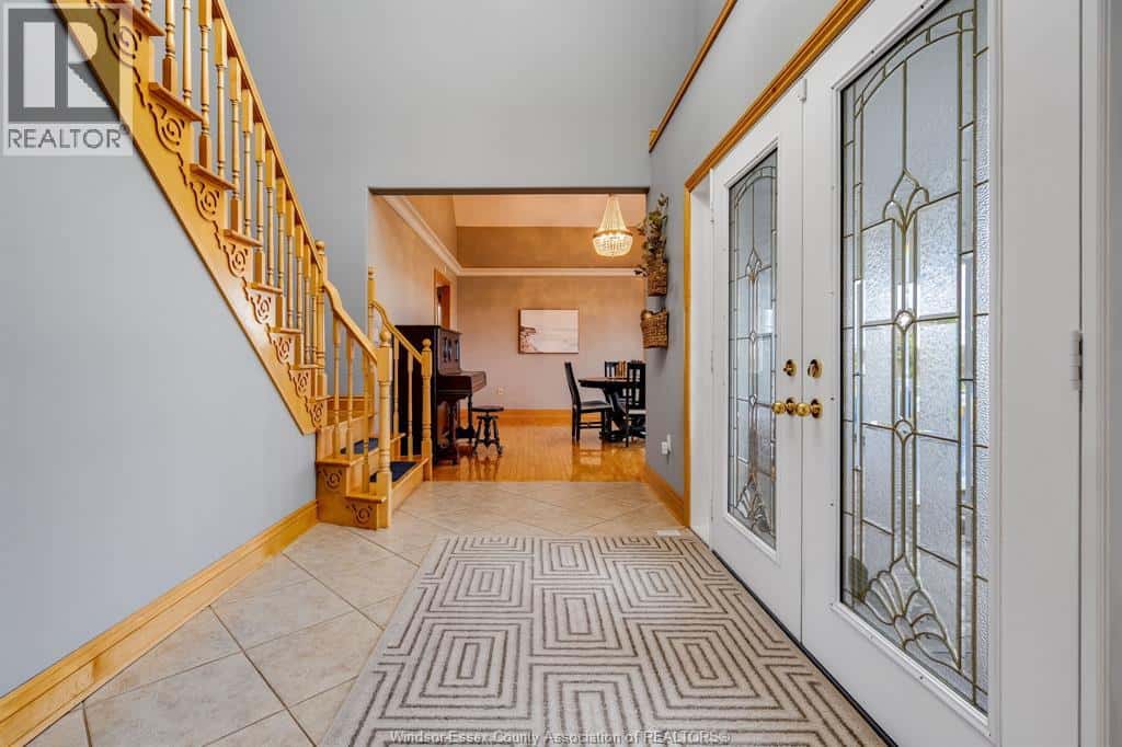 1951 BRIDGEN ROAD — St Clair, Ontario - Photo 4 of 50