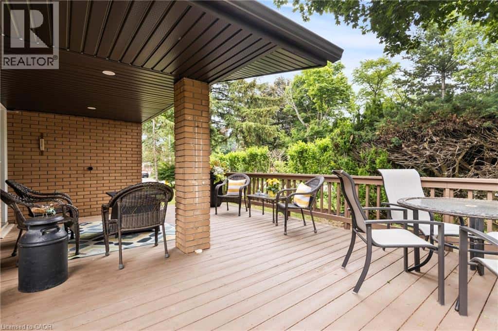 27 DALEVIEW Crescent — Fonthill, Ontario - Photo 3 of 37