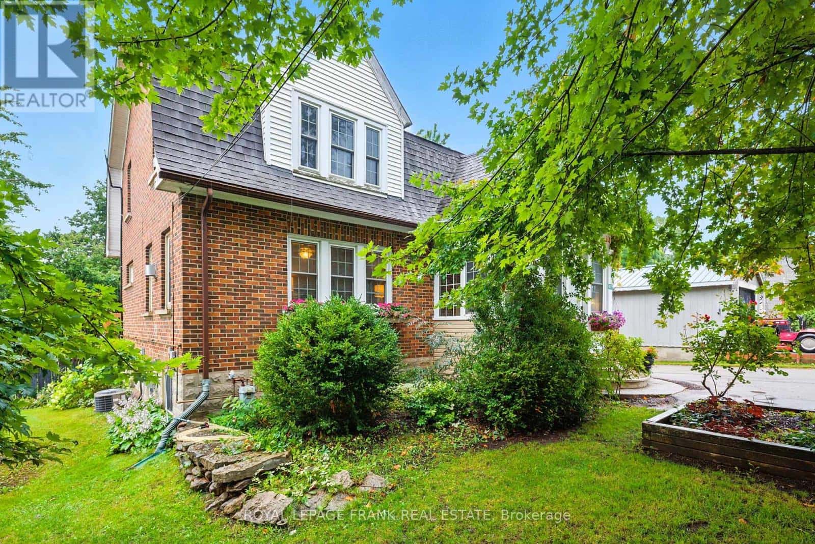 402 ELDON ROAD — Kawartha Lakes (Little Britain), Ontario - Photo 4 of 49