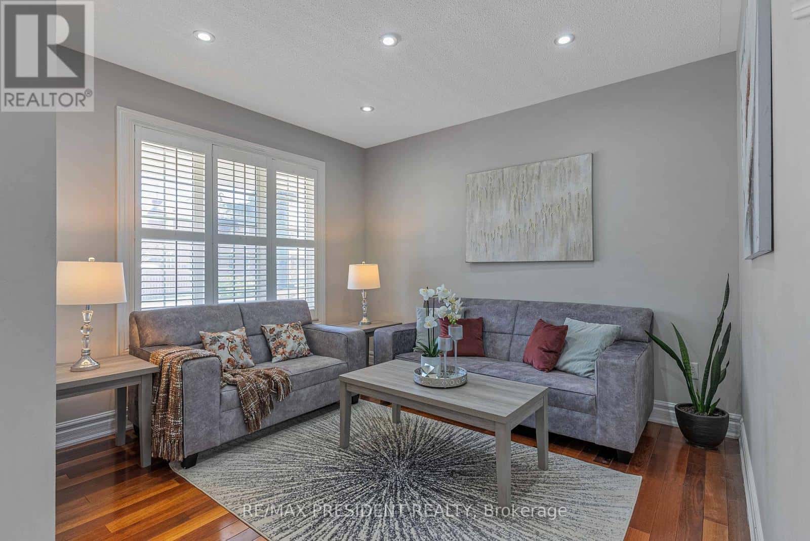 151 HERDWICK STREET — Brampton (Gore Industrial North), Ontario - Photo 3 of 35