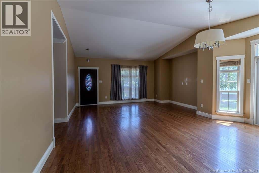 29 Wellington Court — Quispamsis, New Brunswick - Photo 5 of 35