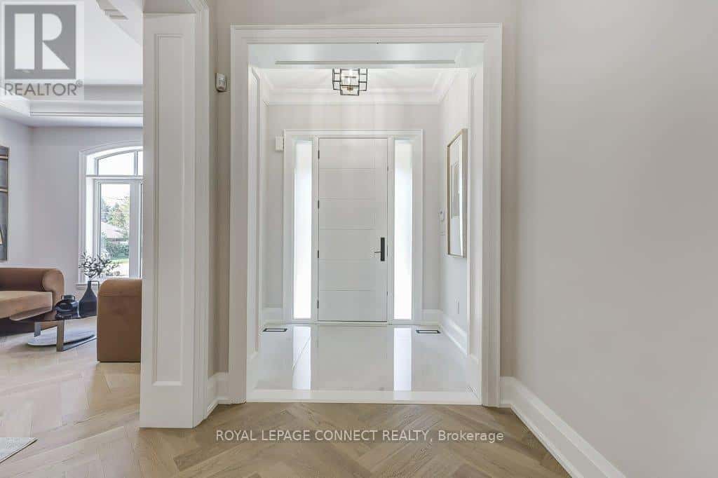 393 ROSEBANK ROAD — Pickering (Rosebank), Ontario - Photo 2 of 45