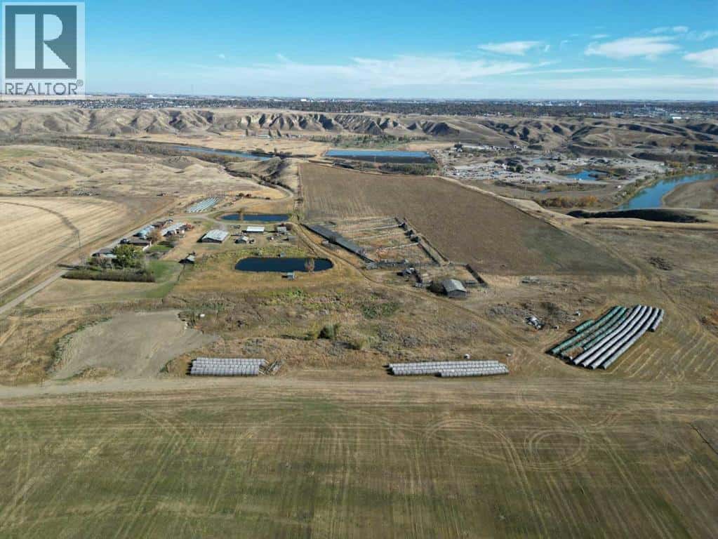 221036 TWP RD 9-1A Township — Rural Lethbridge County, Alberta - Photo 3 of 50