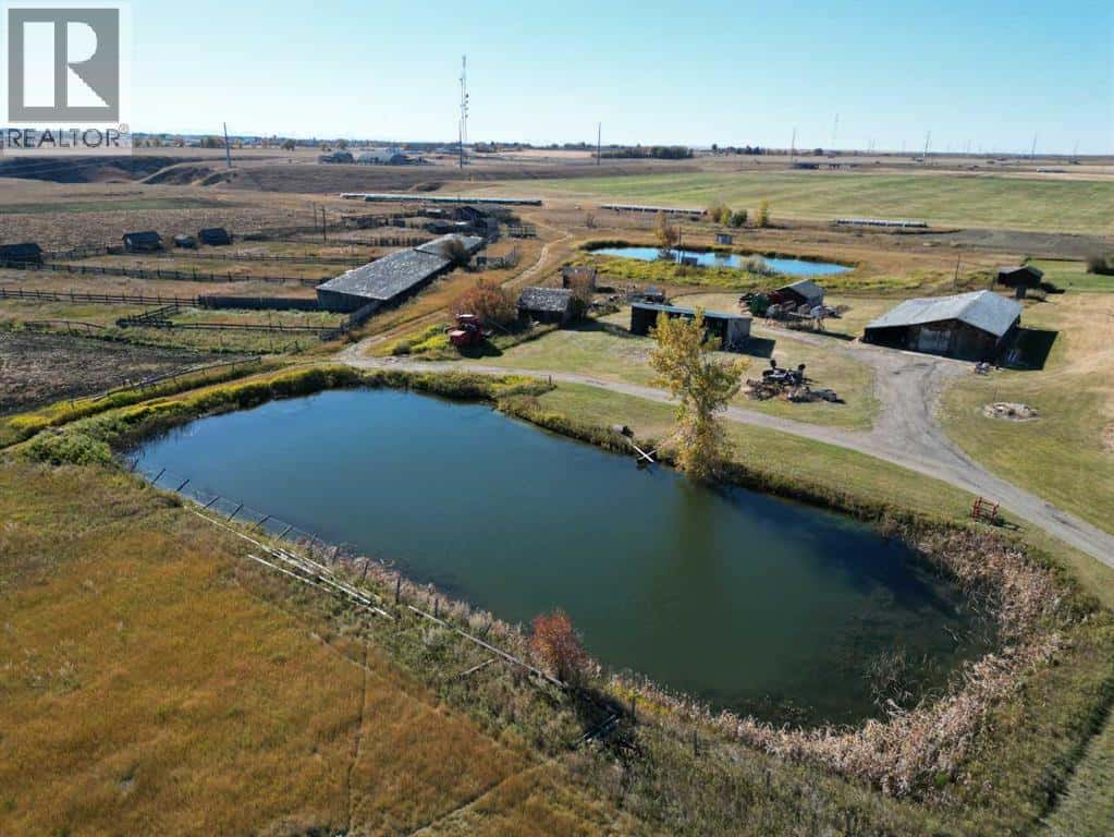 221036 TWP RD 9-1A Township — Rural Lethbridge County, Alberta - Photo 4 of 50