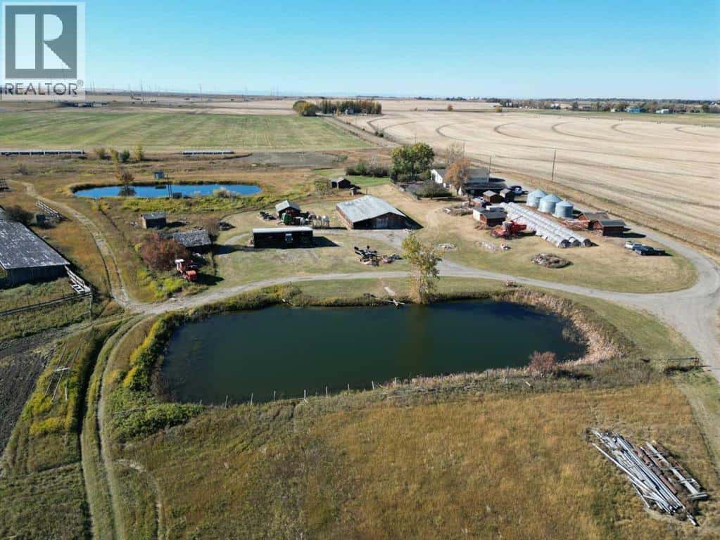 221036 TWP RD 9-1A Township — Rural Lethbridge County, Alberta - Photo 5 of 50