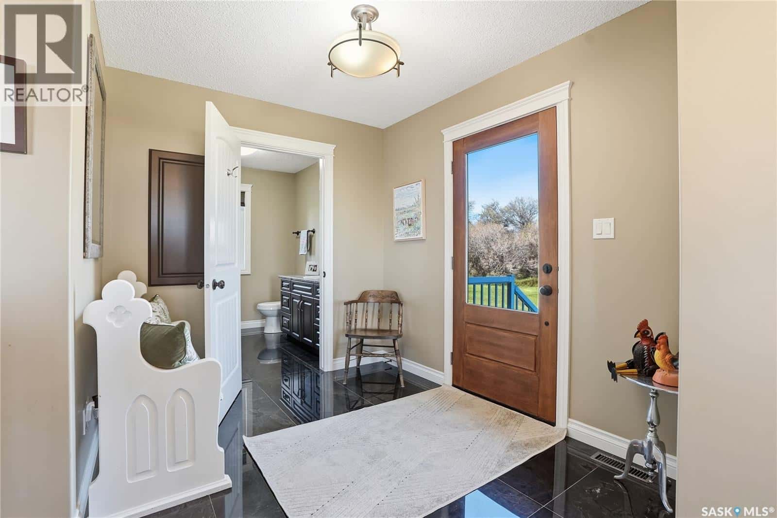 McConnel Road Acreage on 10 Acres — Blucher Rm No. 343, Saskatchewan - Photo 4 of 47