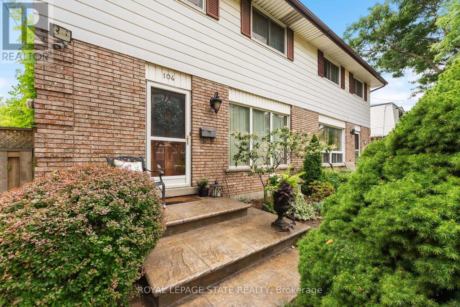 104 BERKINDALE DRIVE — Hamilton (Riverdale), Ontario - Photo 3 of 40