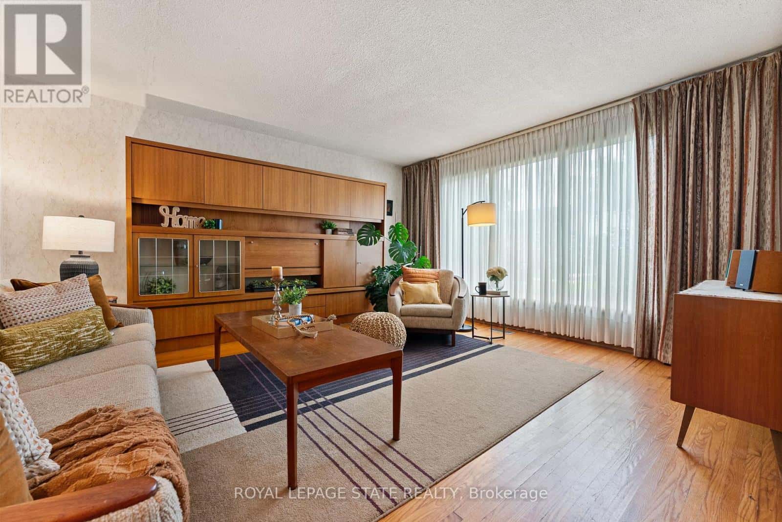 104 BERKINDALE DRIVE — Hamilton (Riverdale), Ontario - Photo 4 of 40