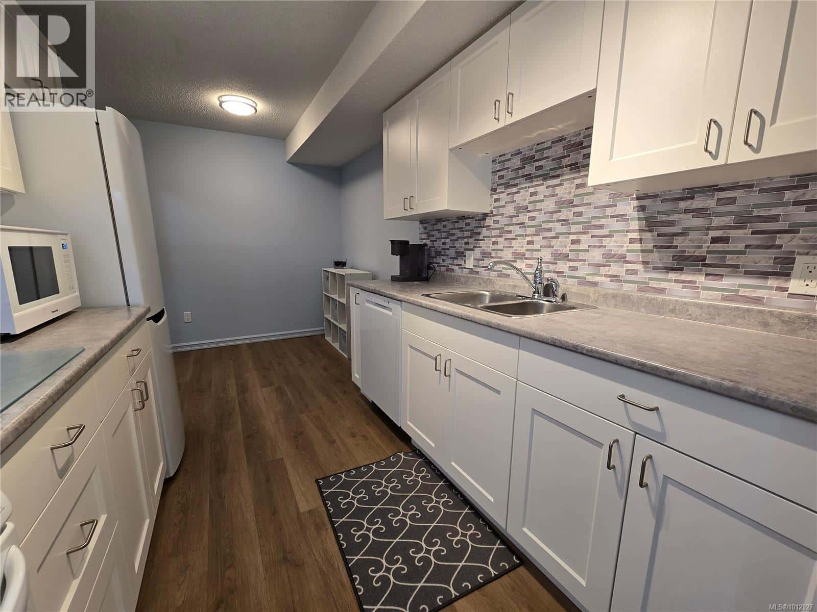 101 7450 RUPERT St — Port Hardy, British Columbia - Photo 3 of 22