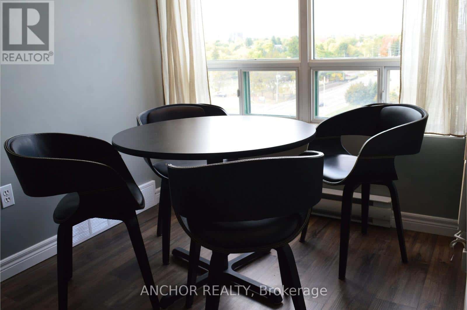 903 - 333 COMMISSIONERS ROAD W — London South (South D), Ontario - Photo 5 of 19