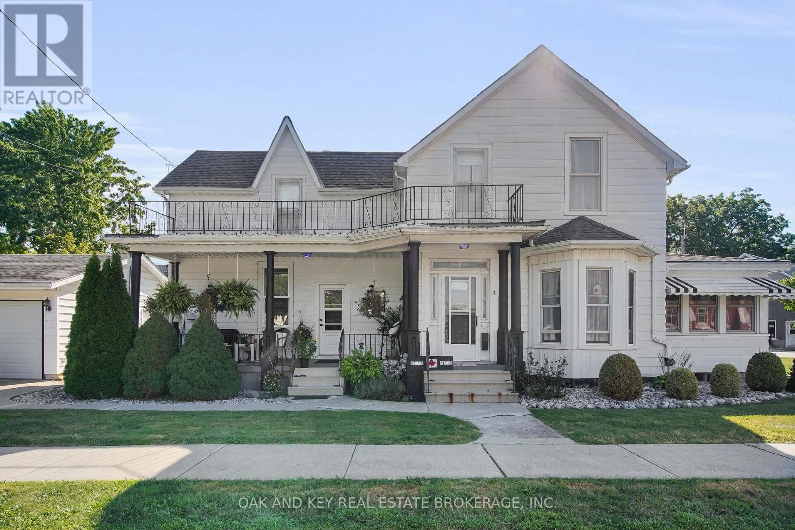 1 PRINCE STREET — Lambton Shores (Forest), Ontario - Main photo