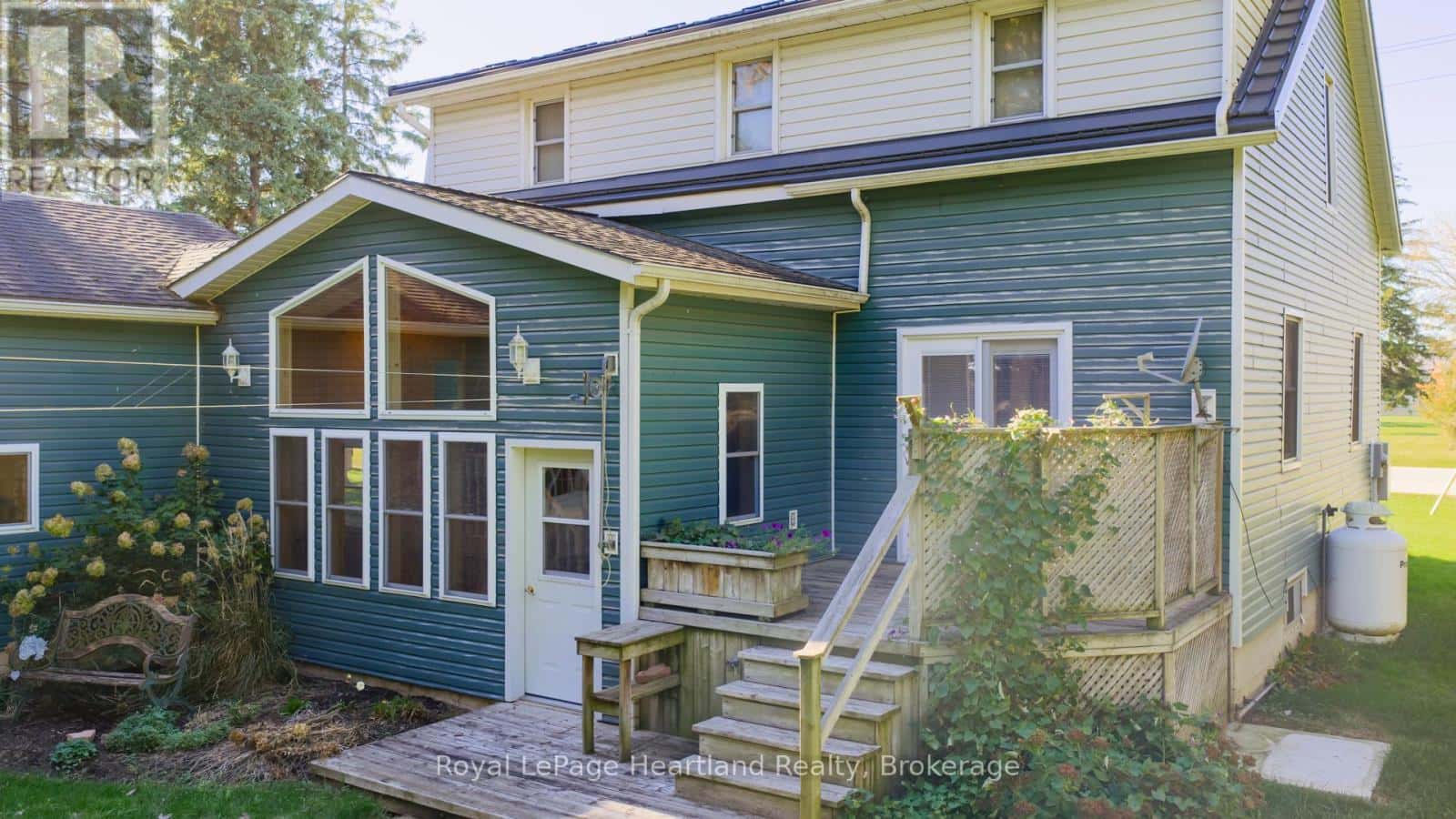 81528 NORTH LINE N — Huron East (McKillop), Ontario - Photo 5 of 50