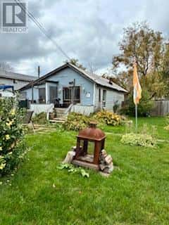 13 ERIEUS STREET S — Bayham (Port Burwell), Ontario - Photo 3 of 20