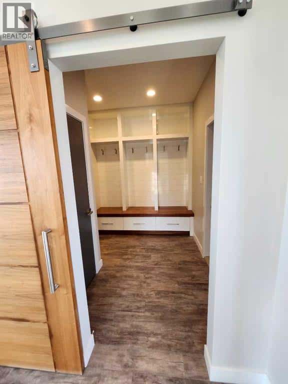 4110 Sundance Road — Coalhurst, Alberta - Photo 5 of 30