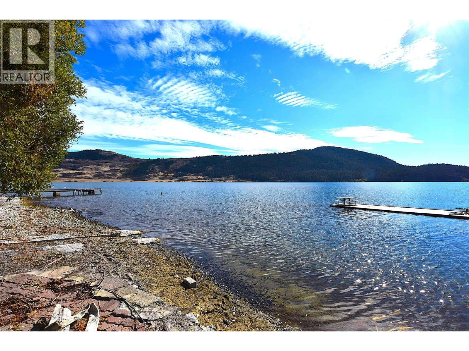 3 Mary Anne's Road — Vernon, British Columbia - Photo 3 of 40