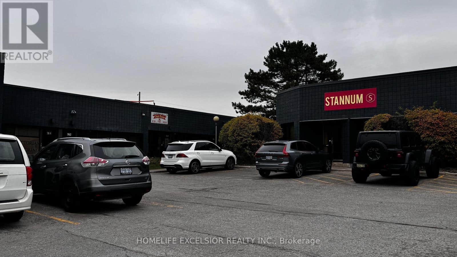 748-750 GORDON BAKER ROAD - Photo 4 of 17, Toronto (Hillcrest Village), Ontario