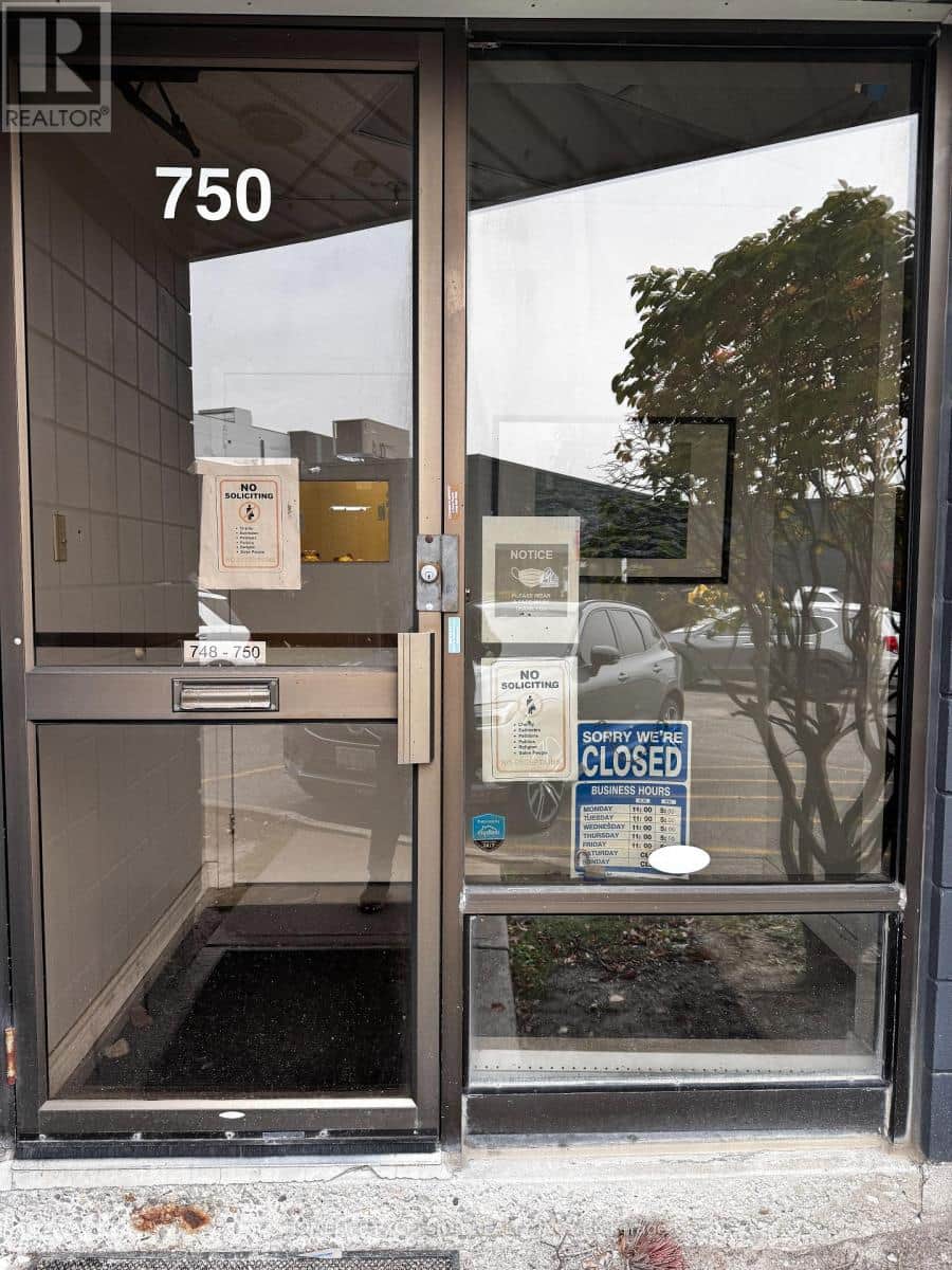 748-750 GORDON BAKER ROAD - Photo 5 of 17, Toronto (Hillcrest Village), Ontario