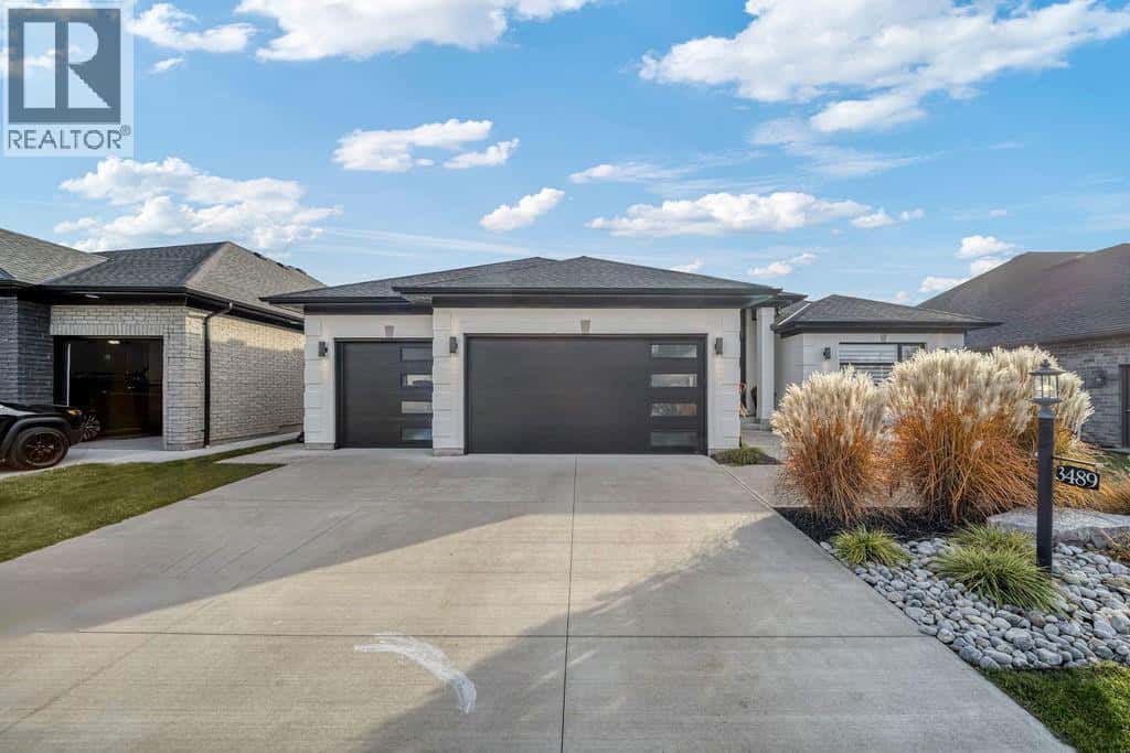 3489 TIMBER RIDGE ROAD — Plympton-Wyoming, Ontario - Photo 5 of 46