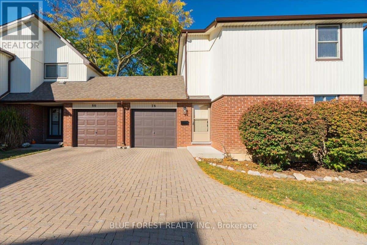 971 Adelaide Street South 78