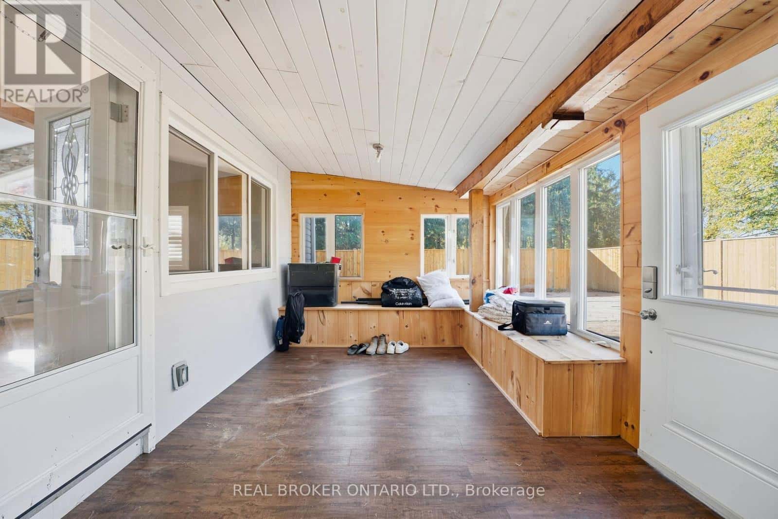 11683 SPRINGFIELD ROAD — Malahide (Springfield), Ontario - Photo 4 of 31