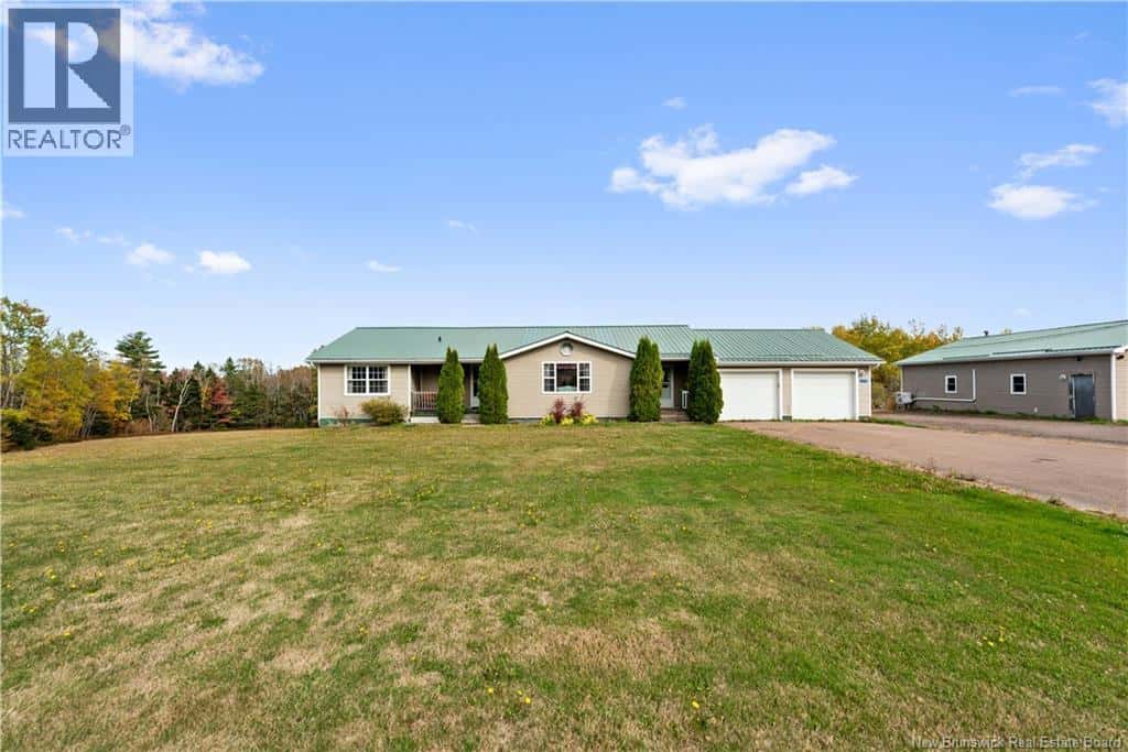 228 Old Shediac — Memramcook, New Brunswick - Photo 2 of 43