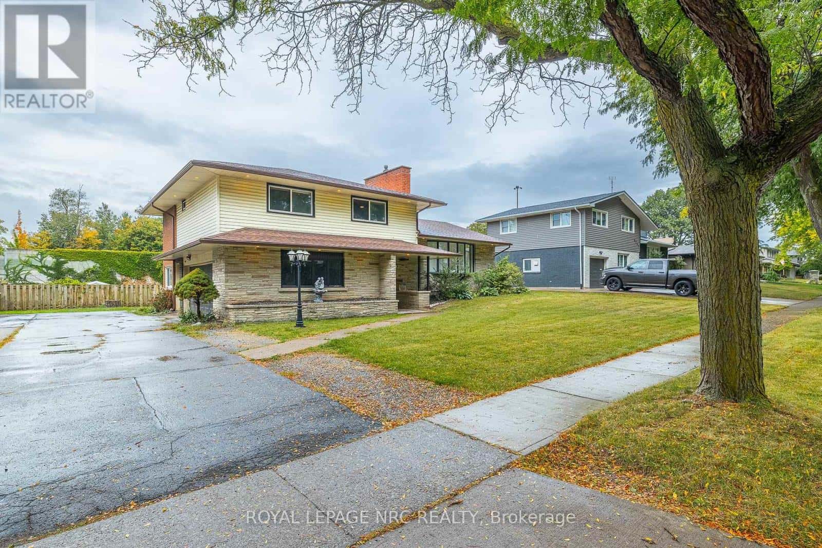 3797 WILTSHIRE BOULEVARD — Niagara Falls (Casey), Ontario - Photo 3 of 50