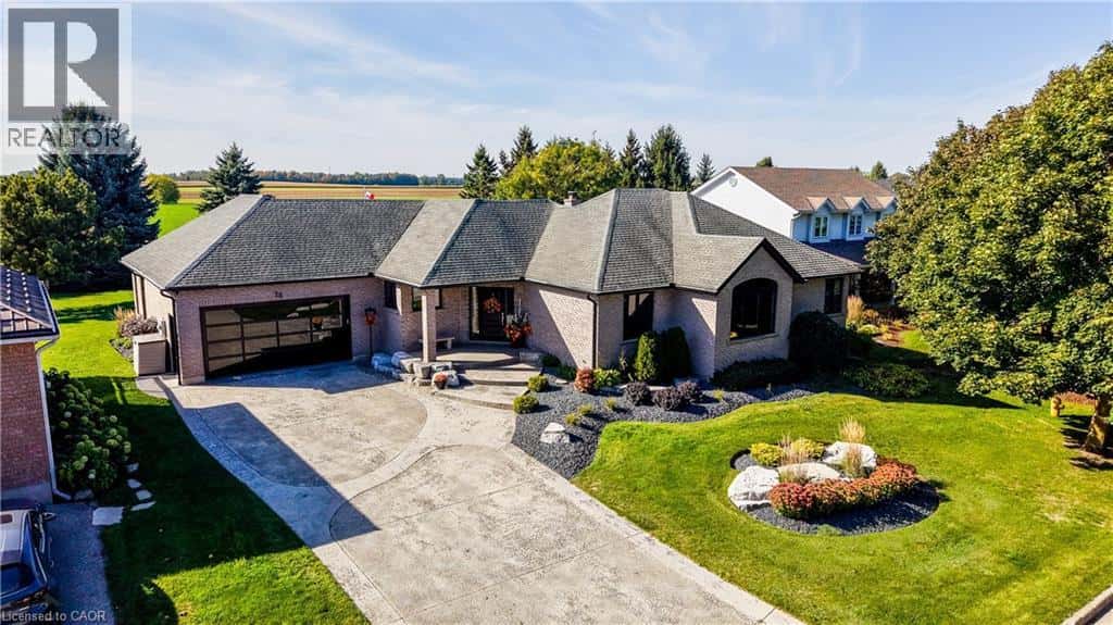 28 MUSSELMAN Crescent — Conestogo, Ontario - Photo 4 of 50