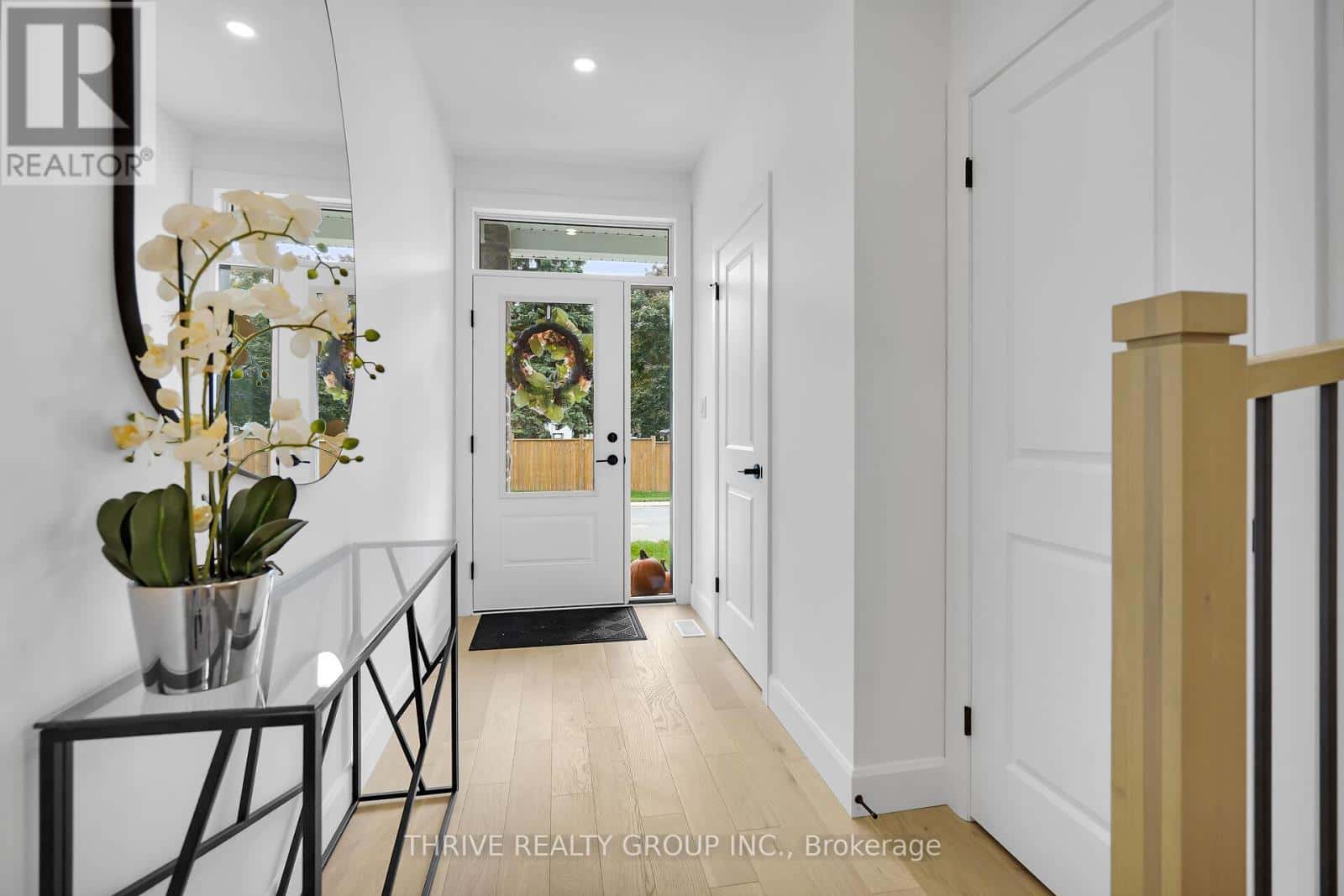 10 - 279 HILL STREET — Central Elgin, Ontario - Photo 5 of 50