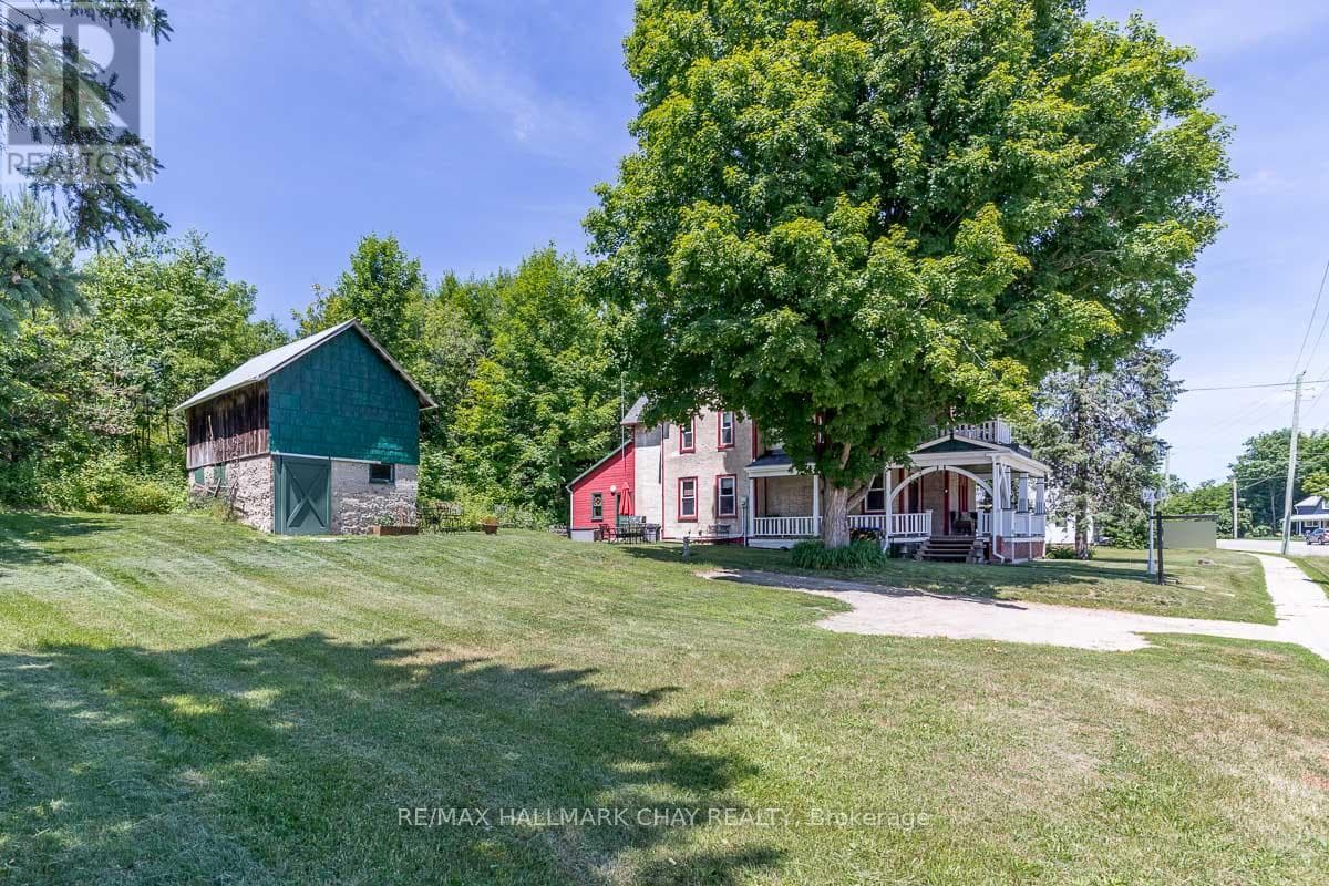 4514 PENETANGUISHENE ROAD — Springwater (Hillsdale), Ontario - Main photo