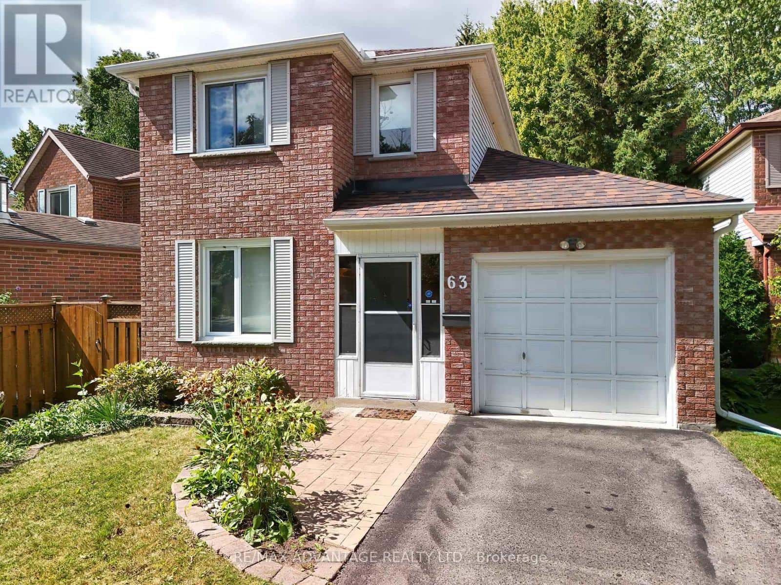 63 WALMER GARDENS — London North (North K), Ontario - Photo 4 of 38