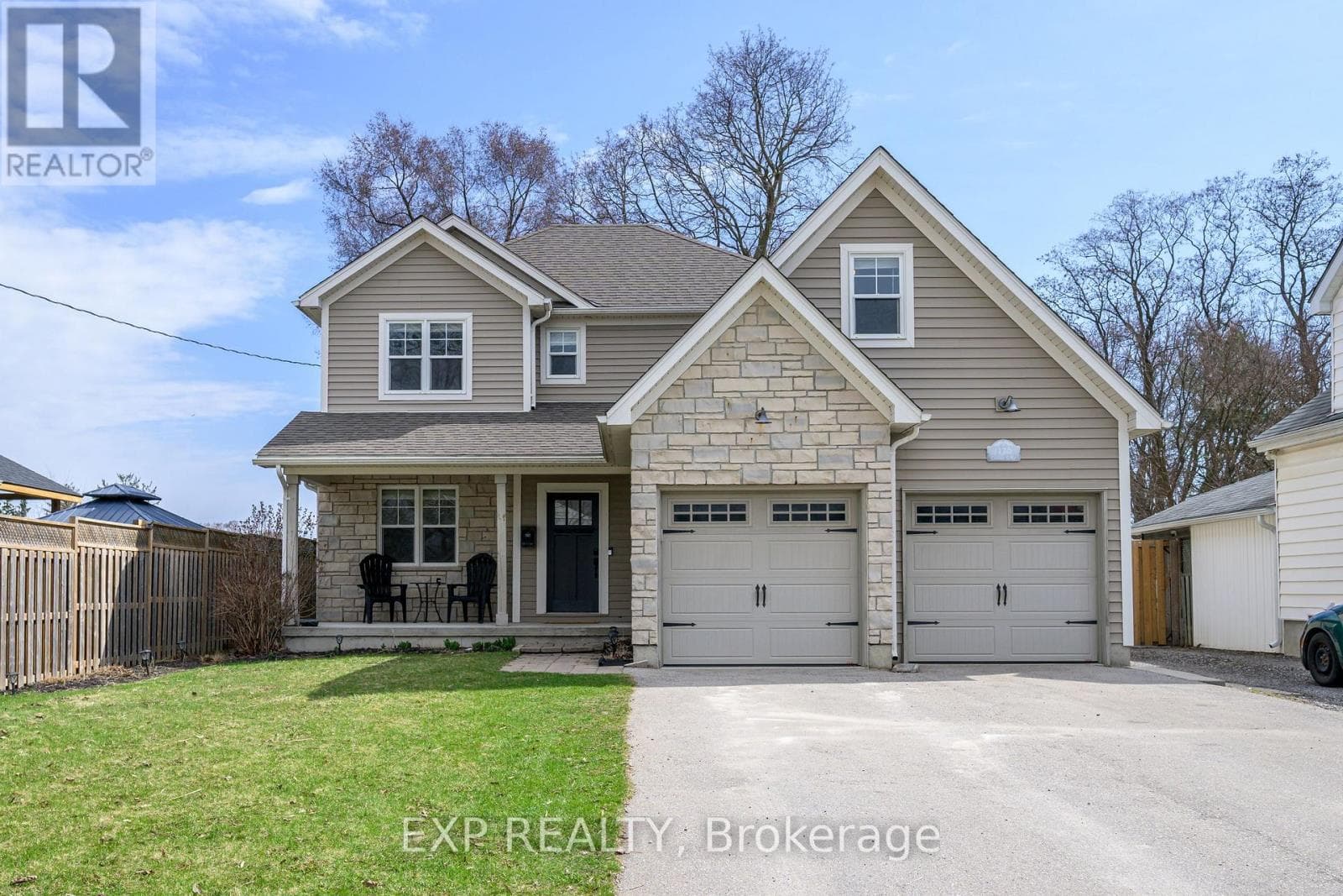 1276 CRUMLIN SIDE ROAD — London East (East J), Ontario - Main photo