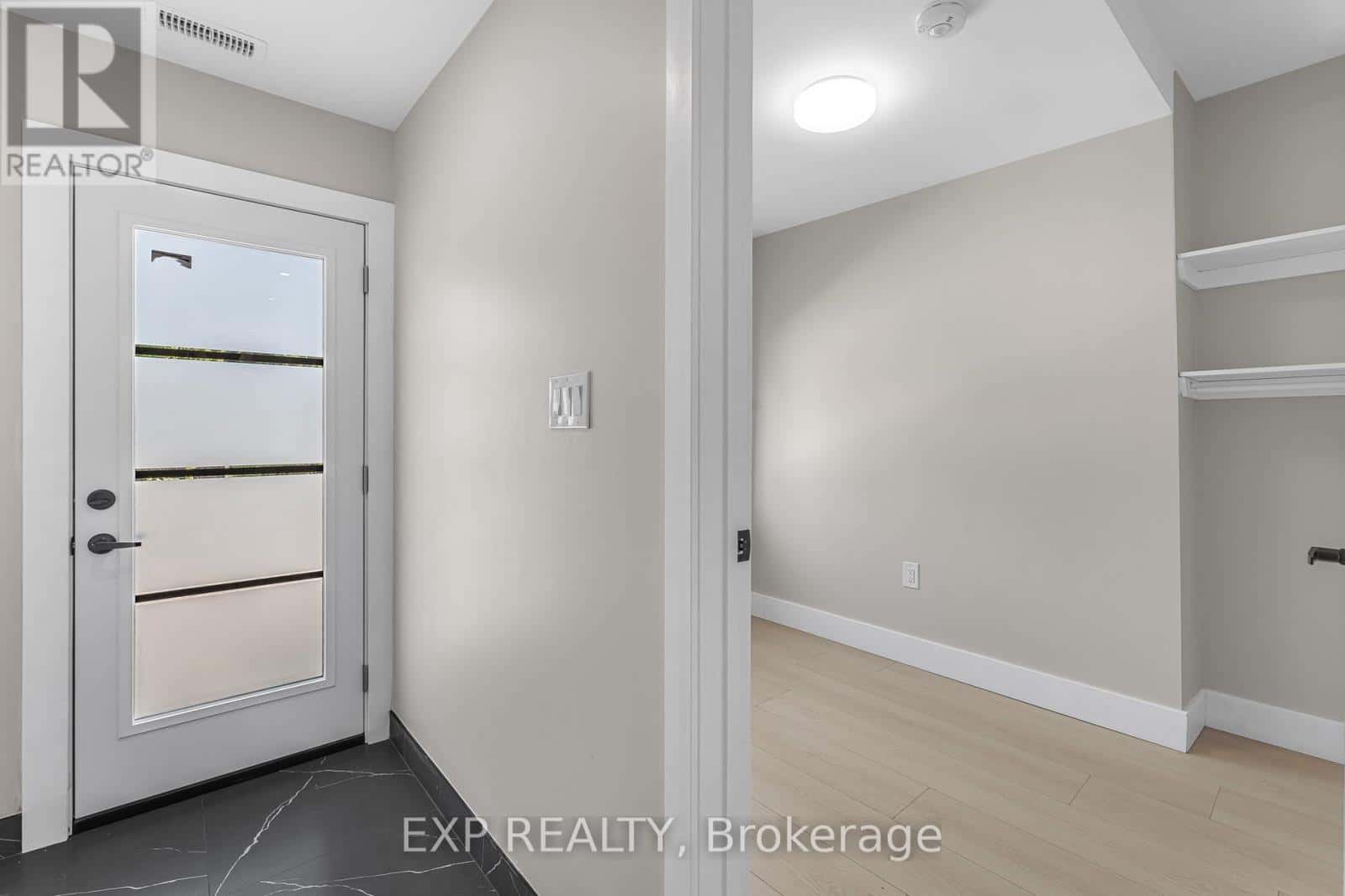 56 EAST 34TH STREET — Hamilton (Raleigh), Ontario - Photo 5 of 37