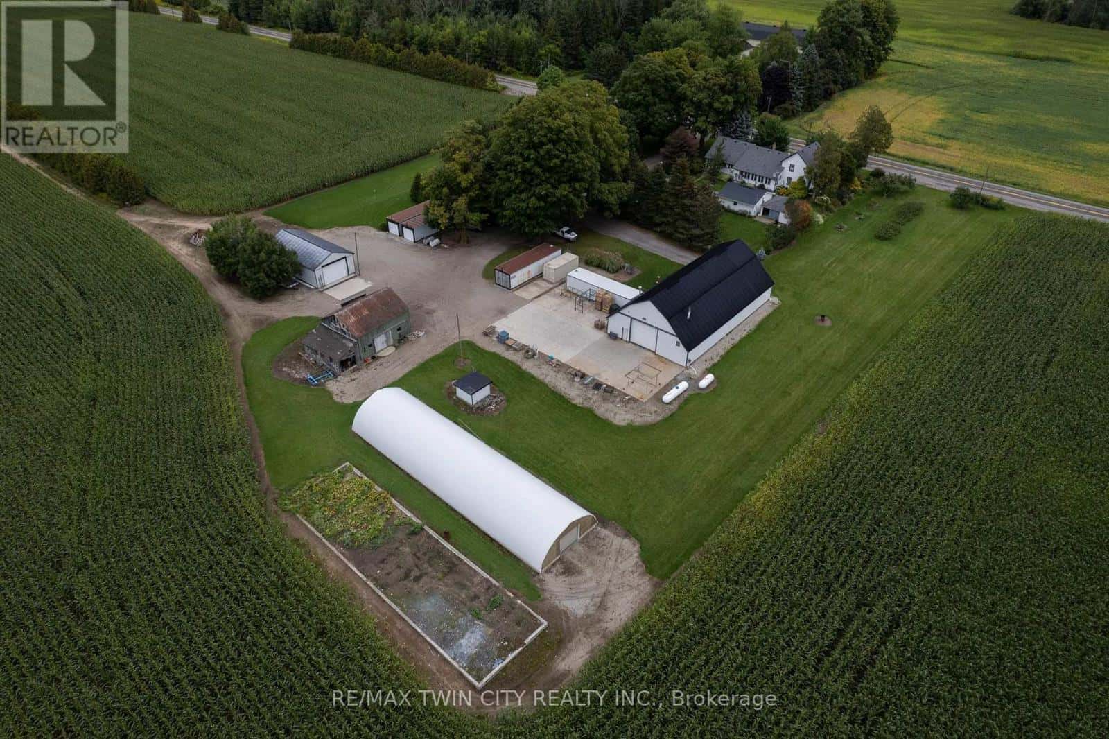 331 MIDDLE TOWNLINE ROAD — Brant (Burford), Ontario - Photo 3 of 28